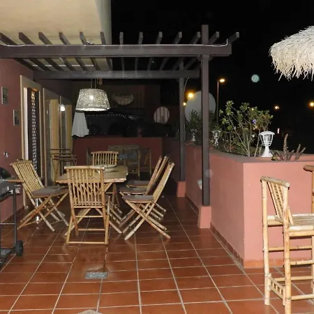 Ferienhaus Mit Privatpool Fur 10 Personen Ca 400 M In Costa Adeje, Teneriffa Westkuste Von Teneriffa アデヘ