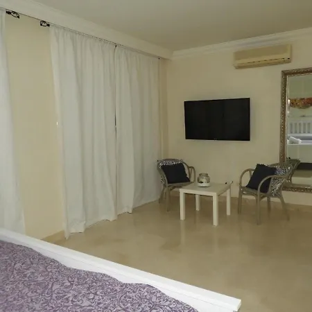 別荘 Ferienhaus Mit Privatpool Fur 10 Personen Ca 400 M In Costa Adeje, Teneriffa Westkuste Von Teneriffa アデヘ