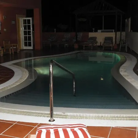 Ferienhaus Mit Privatpool Fur 10 Personen Ca 400 M In Costa Adeje, Teneriffa Westkuste Von Teneriffa 펜션 아데제